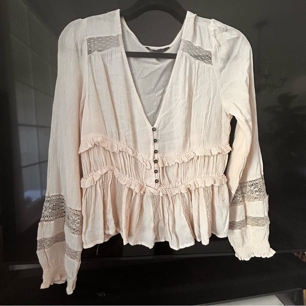 American Eagle Outfitters Cream boho peasant top shirt Blouse